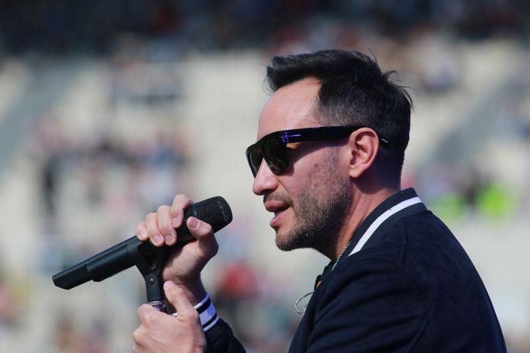 Luciano Pereyra brilló con sus principales éxitos en el escenario del Kempes.