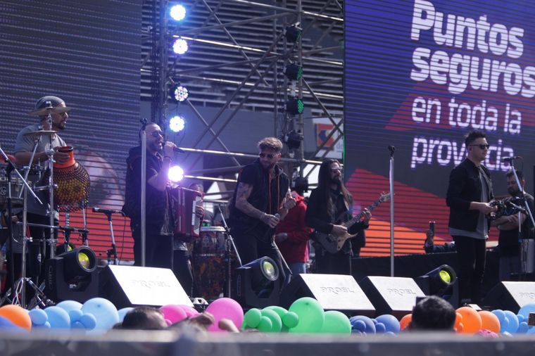 La Konga en la Fiesta del Día de las Infancias en el Kempes