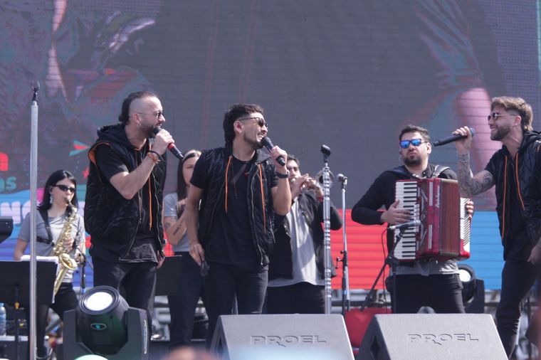 La Konga en la Fiesta del Día de las Infancias en el Kempes