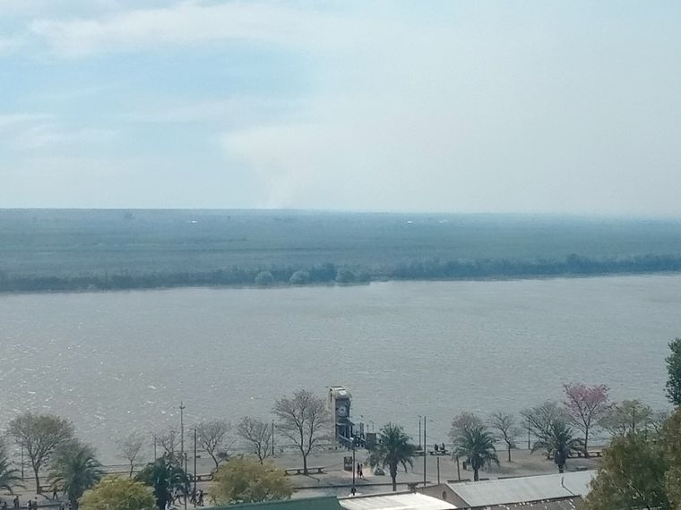 “El viento se encuentra posicionado de una  manera que enviará el humo a la ciudad