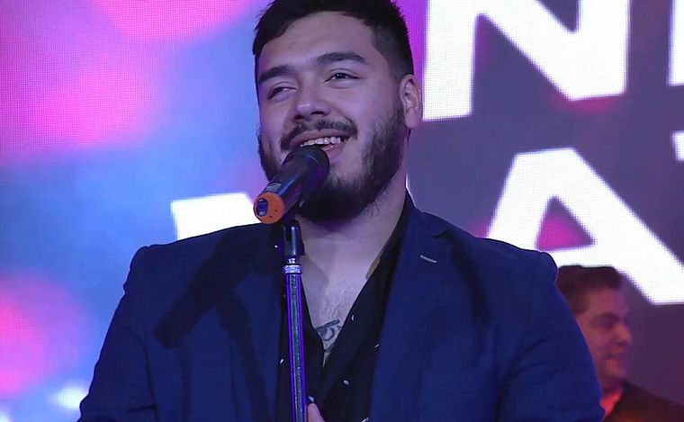 Nico Mattioli recibió el Premio Gardel en la categoría Mejor Álbum Artista Tropical.