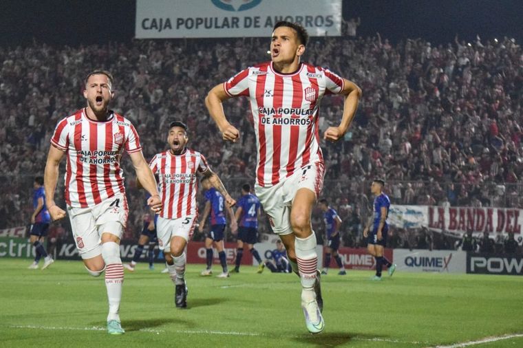 San Martín de Tucumán se despegó de Instituto y quiere darle pelea a Belgrano.