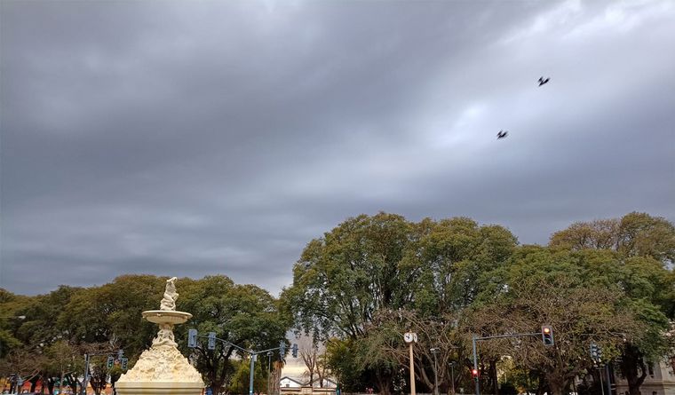 La meteoróloga Nadia Zyncenko habló en Cadena 3 Rosario sobre el arribo de Santa Rosa