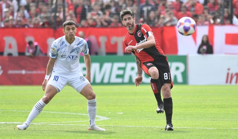 Newell's vs. Godoy Cruz por la fecha 16 de la Liga Profesional de Fútbol.
