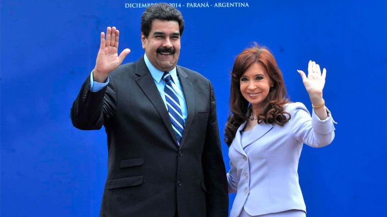 FOTO: Maduro calificó a Cristina como 
