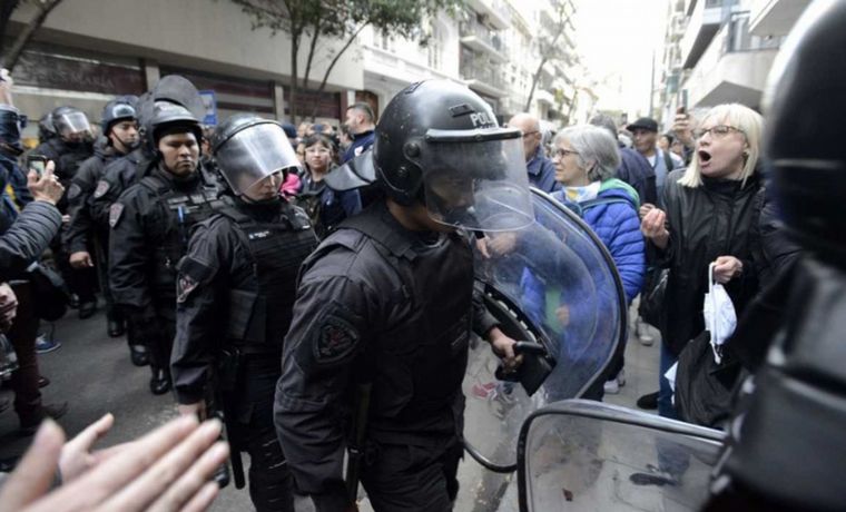 FOTO: Siguen los roces entre Gobierno nacional y porteño por marchas a favor de Cristina. 