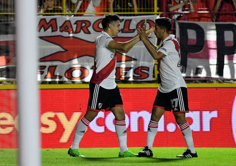 River goleó a Defensa y Justicia y está en cuartos de final.