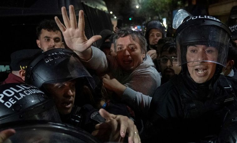FOTO: Máximo Kirchner: "La oposición está viendo quién mata al primer peronista".
