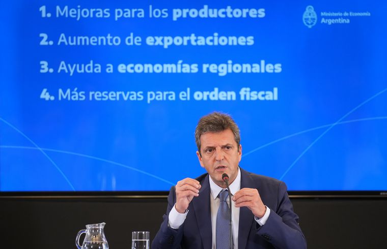 Massa dijo que buscan lograr divisas, ayudar a productores y fomentar exportaciones. 