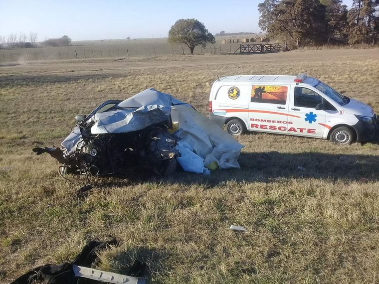 Un muerto al chocar un auto con un camión en Las Higueras.