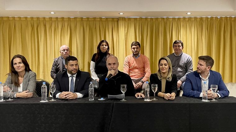 Rodríguez Larreta señaló que en Santa Fe trabaja con Chumpitaz, Martinez, Angelini.