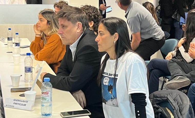 Los papás de Blas en el inicio el juicio.