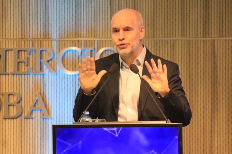 Horacio Rodríguez Larreta visitó la Bolsa de Comercio de Córdoba.