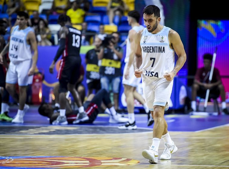 Argentina le ganó a EE.UU y se clasificó a la final de la AmeriCup. (Foto: FIBA)