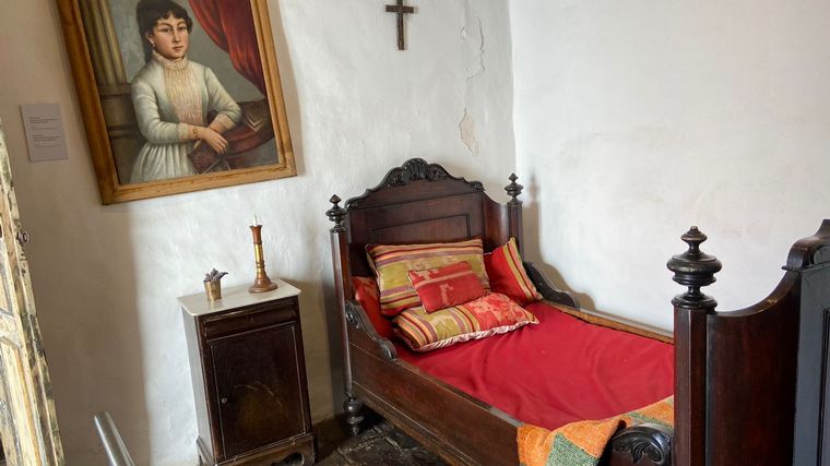 Rony en Vivo transmite desde la casa natal de Domingo Faustino Sarmiento en San Juan.