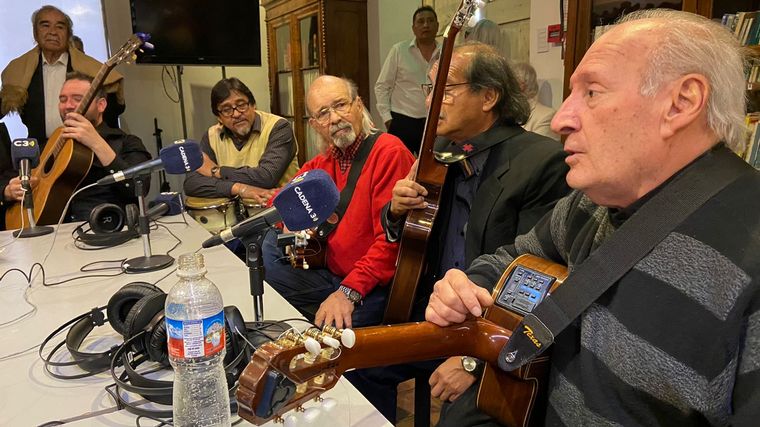 Inti Huama llenó de música el especial de Rony en Vivo desde San Juan.