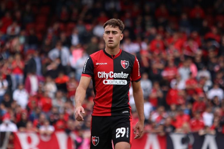 El juvenil Marcelo Esponda seguirá en el once incial