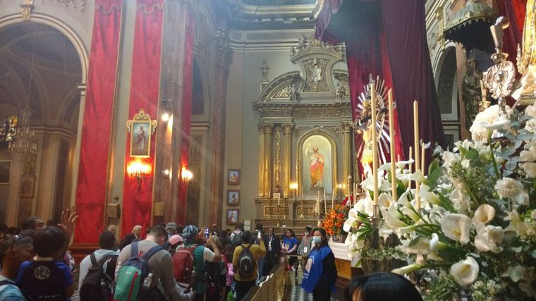 Más de 100 mil personas peregrinaron en devoción a la Virgen del Milagro