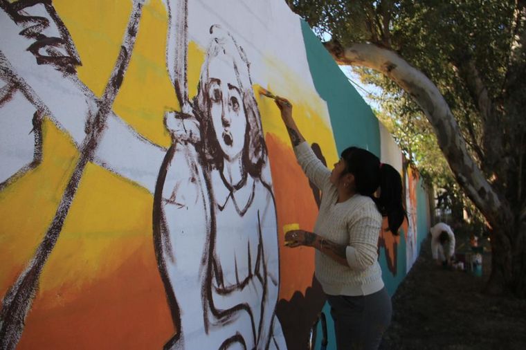 Intervención artística por el aniversario del Instituto Helen Keller