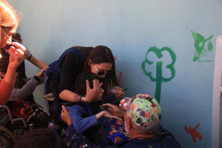 Intervención artística por el aniversario del Instituto Helen Keller