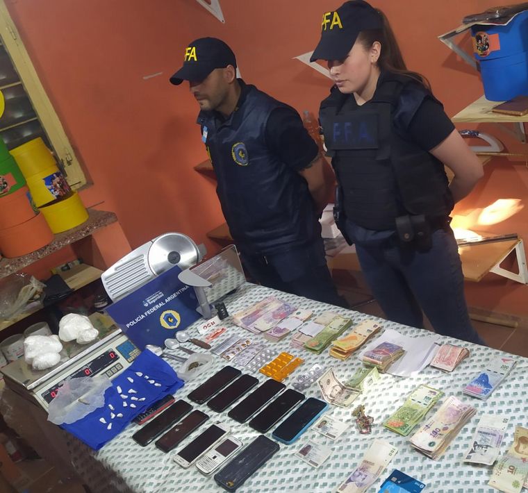 Secuestro de cocaína en villa 