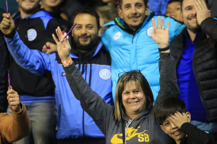 Los hinchas del 