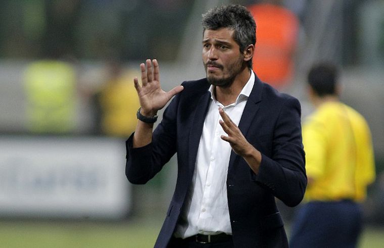 Gustavo Munúa en el radar rojinegro