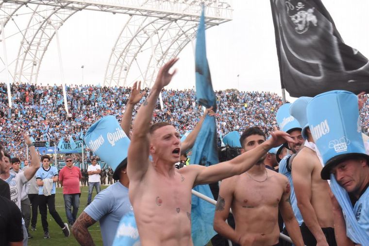 FOTO: La intimidad del festejo de Belgrano en San Nicolás.