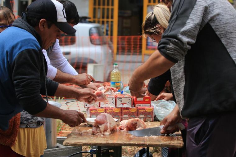 Movimientos sociales realizan un acampe en Córdoba.