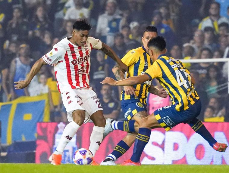 Rosario Central vs. Unión de Santa Fe por la fecha 23 de la Liga Profesional. 