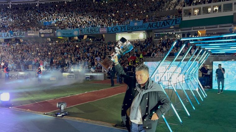 "Luifa" Artime, ídolo y presidente.