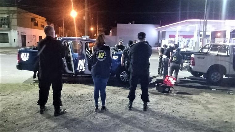 Detuvieron a dos policías tras una investigación de la Agencia de Control Policial.