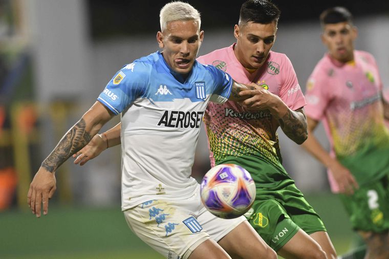 "La Academia" y "El Halcón" no se sacaron ventajas.