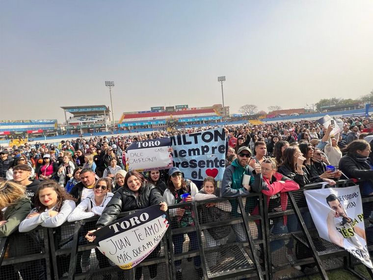 Miles de personas disfrutaron del primer día del Festival Bum Bum.