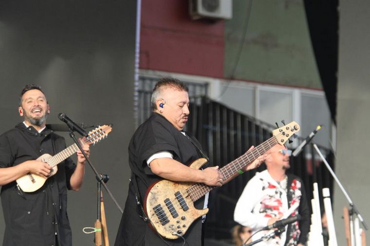Los Tekis fueron puro carnaval en el Bum Bum de Jesús María.