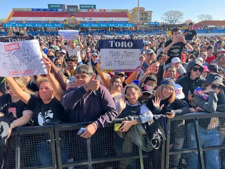 Miles de personas disfrutaron del segundo día del Festival Bum Bum.
