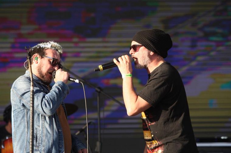 La Vela Puerca trajo el rock al Festival Bum Bum en Jesús María.