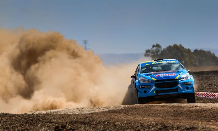 Martín Cánepa (Peugeot 208) ganó la Maxi Rally.