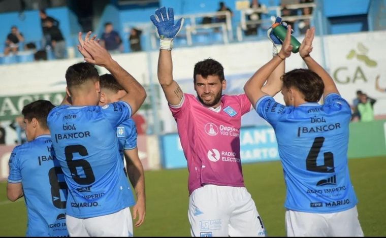 Talleres (RE) goleó, es campeón del Clausura y ahora sueña con la Primera  Nacional - TyC Sports