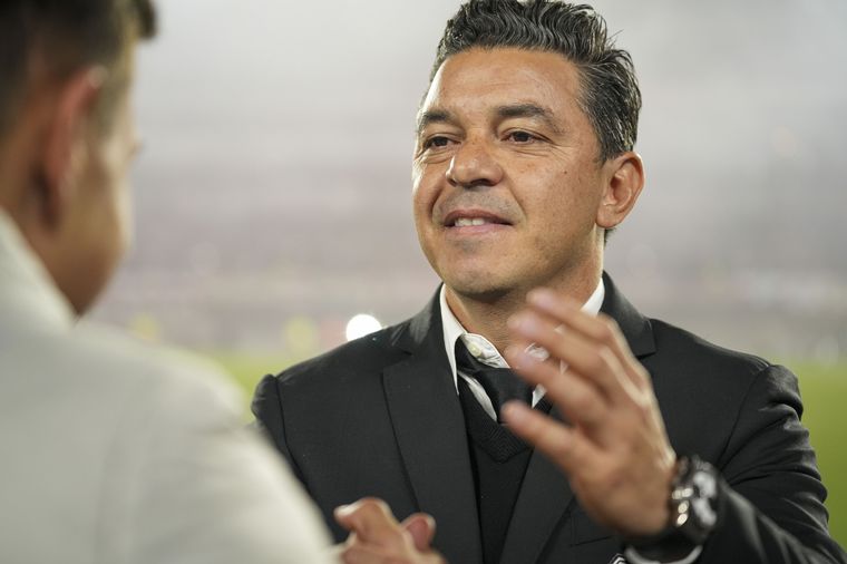 "El Muñeco", en su último partido como DT de River en el "Monumental". 