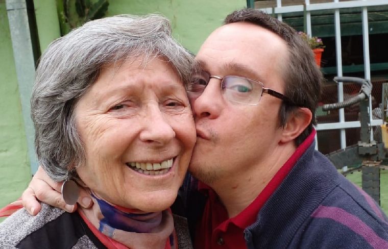 Ivan y su mamá Rosa (Foto: Gentileza de Rosa Varela)