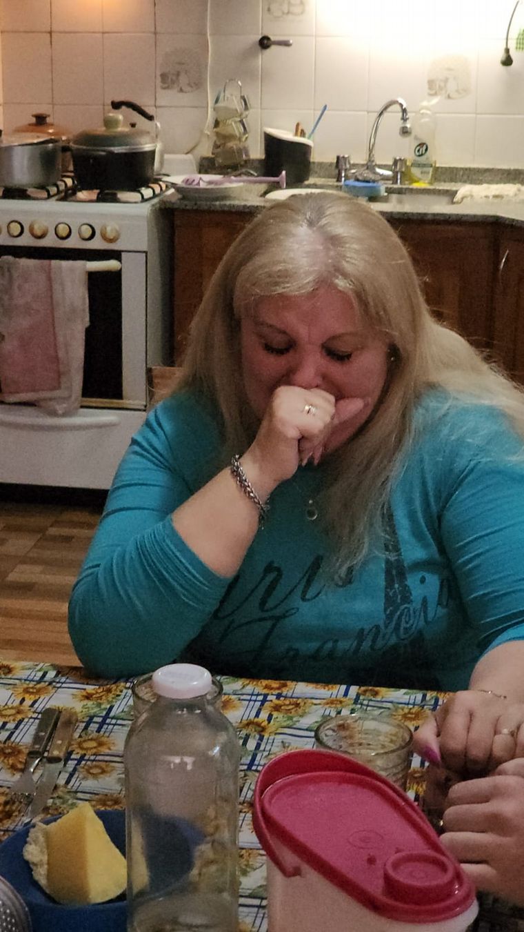 Otra madre de Córdoba sorprendida: recibió una serenata de Destino San Javier