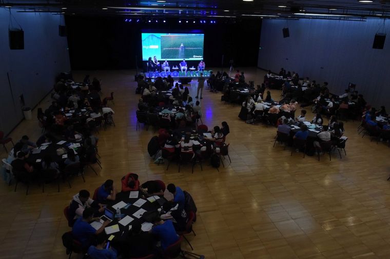 Más de 200 estudiantes participaron de la instancia provincial