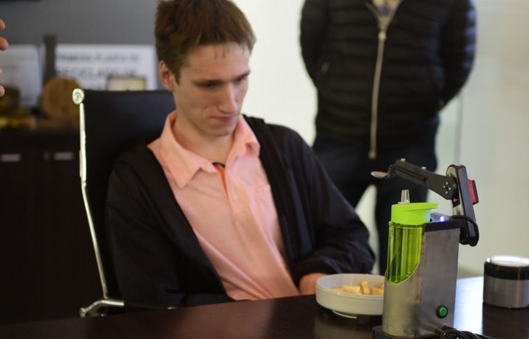 Planta de reciclado desarrolló un brazo mecatrónico (Foto: juninpuntolimpio)