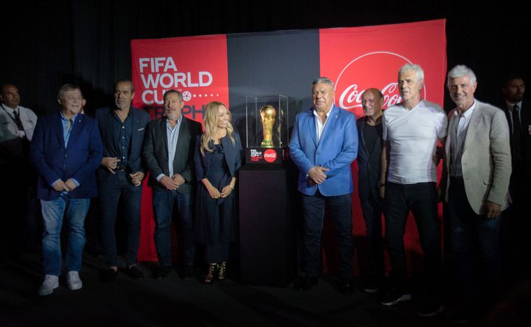 La Copa del Mundo ya está en el país