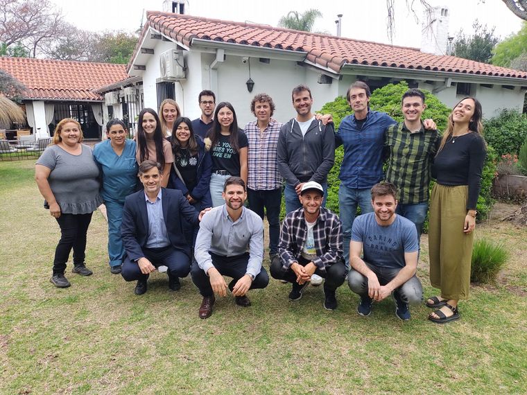 Hay equipo. Parte del staff de Agropago en la tradicional casa de Córdoba.