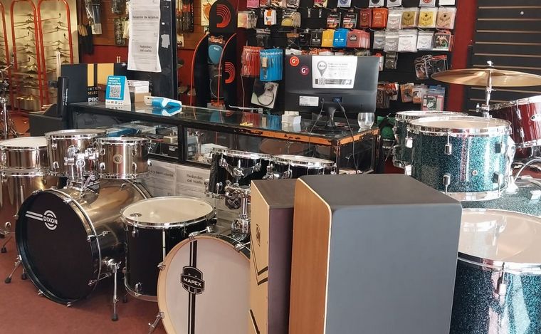 El local de música donde Chris Martin compró una guitarra.