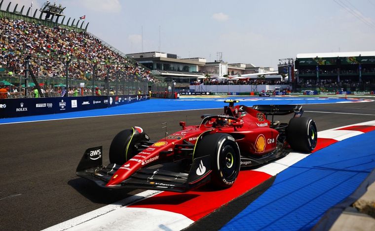 FOTO: Sainz encabezó el 1-2 de Ferrari en la FP1 del GP de México