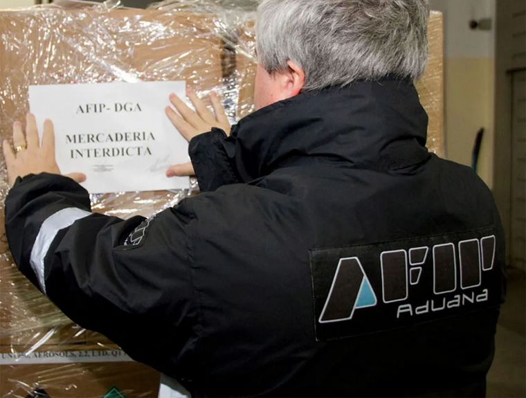 FOTO: (Ilustrativa) Afip incautó en Rosario mercadería ilegal valuada en $22,5 millones. 