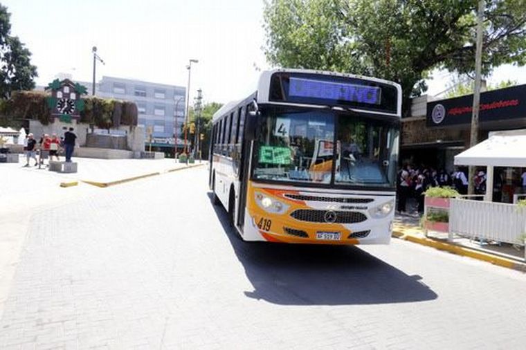 Carlos Paz tiene nuevo sistema de transporte urbano: 14 unidades cero kilómetro